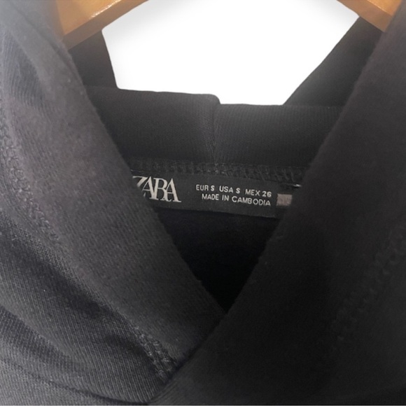 Zara Black‎ Pullover Cropped Hoodie Sweatshirt​​ - Picture 5 of 5
